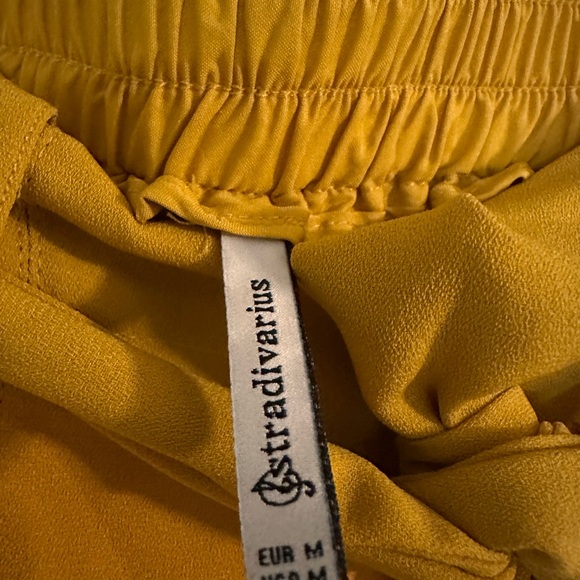 Stradivarius women’s yellow palazzo - Picture 2 of 5